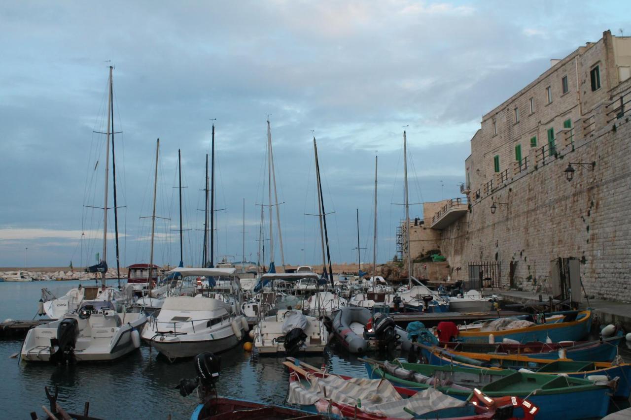 Giovinazzo Historic Apulia Old Town Stone House With Private Patioアパートメント エクステリア 写真